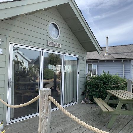 Salty Dog At The Bay Filey, Sleeps 4, 2 Dogs Welcome For Free Too Eksteriør bilde