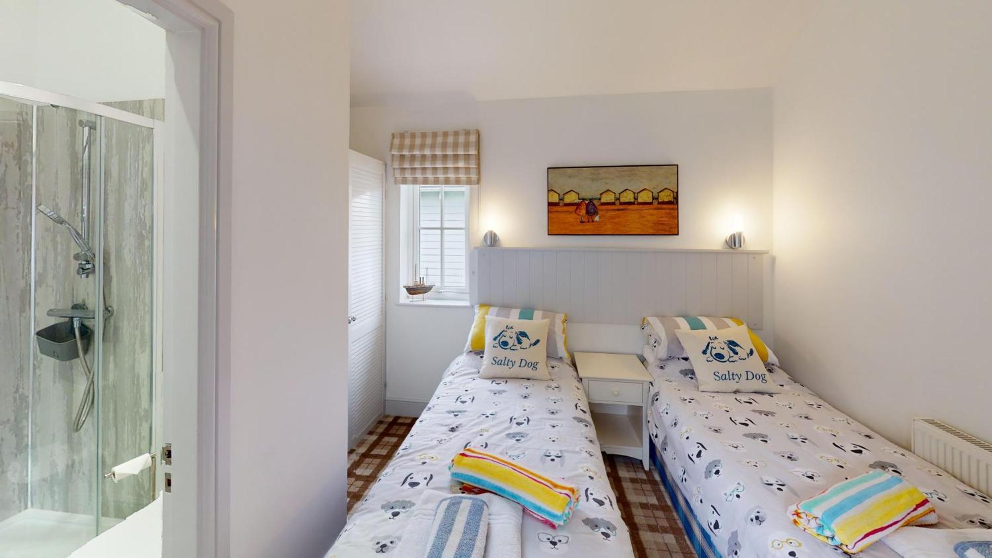 Salty Dog At The Bay Filey, Sleeps 4, 2 Dogs Welcome For Free Too Eksteriør bilde